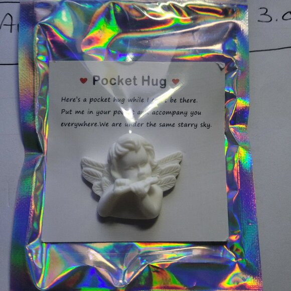 Set of 7 "Pocket Hug" - Picture 1 of 7